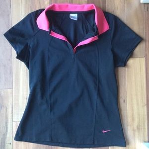 Golf or tennis Nike short sleeve top in black with pink collar